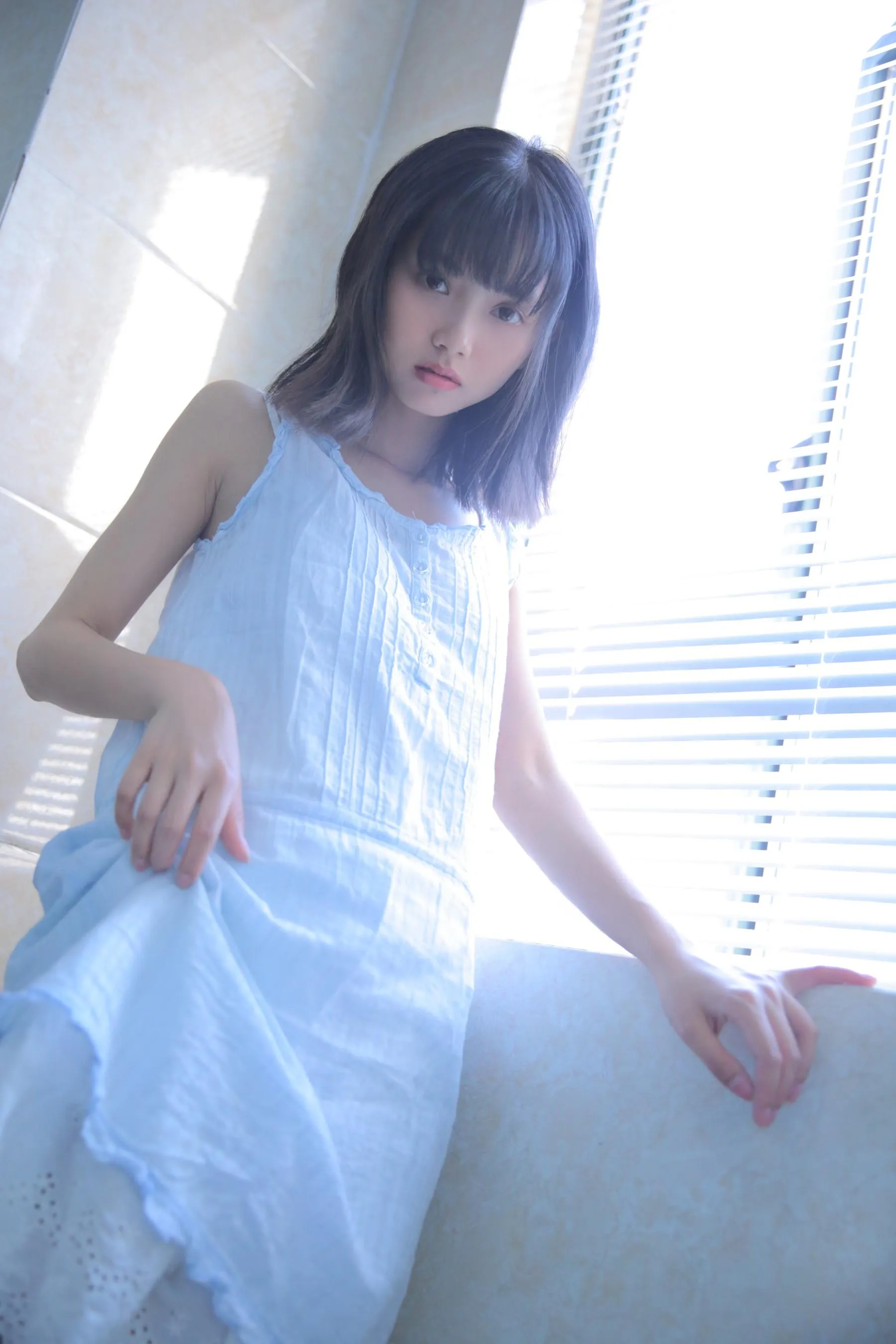 [艺图语] 2022.06.27 思念人之屋 猫梓子 [26P]插图2